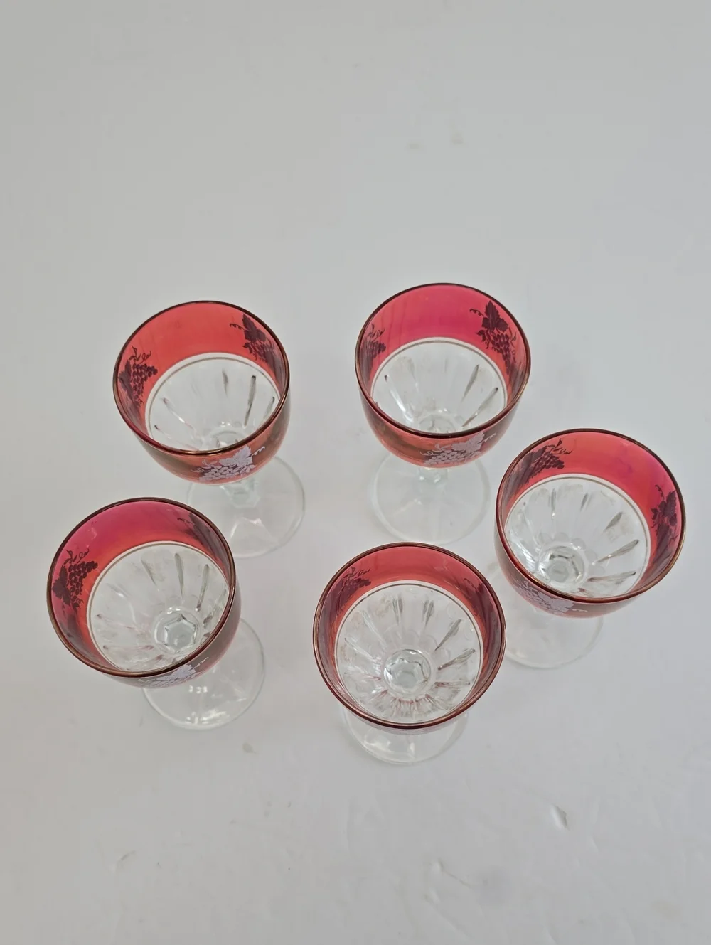 Vintage Lubiana Set Of 5 Italian Cranberry Wine Glasses Etched Grape Design